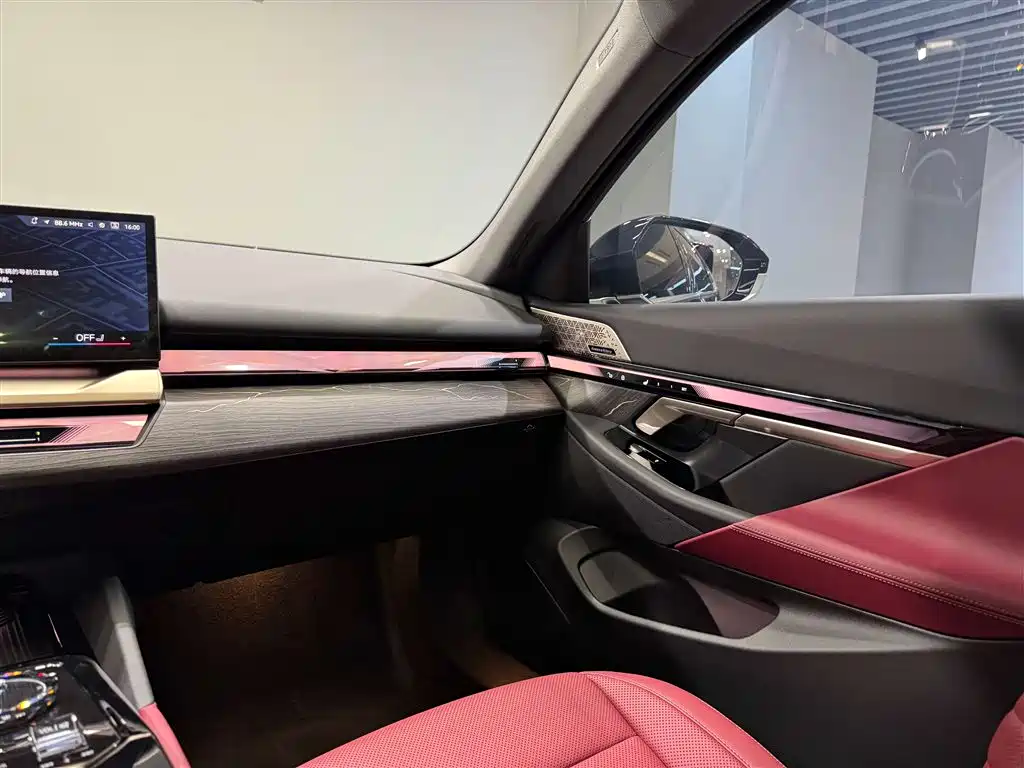 BMW BMW 5 Series 2025 530Li Exclusive M Sport Package 2025 - thumbnail 19
