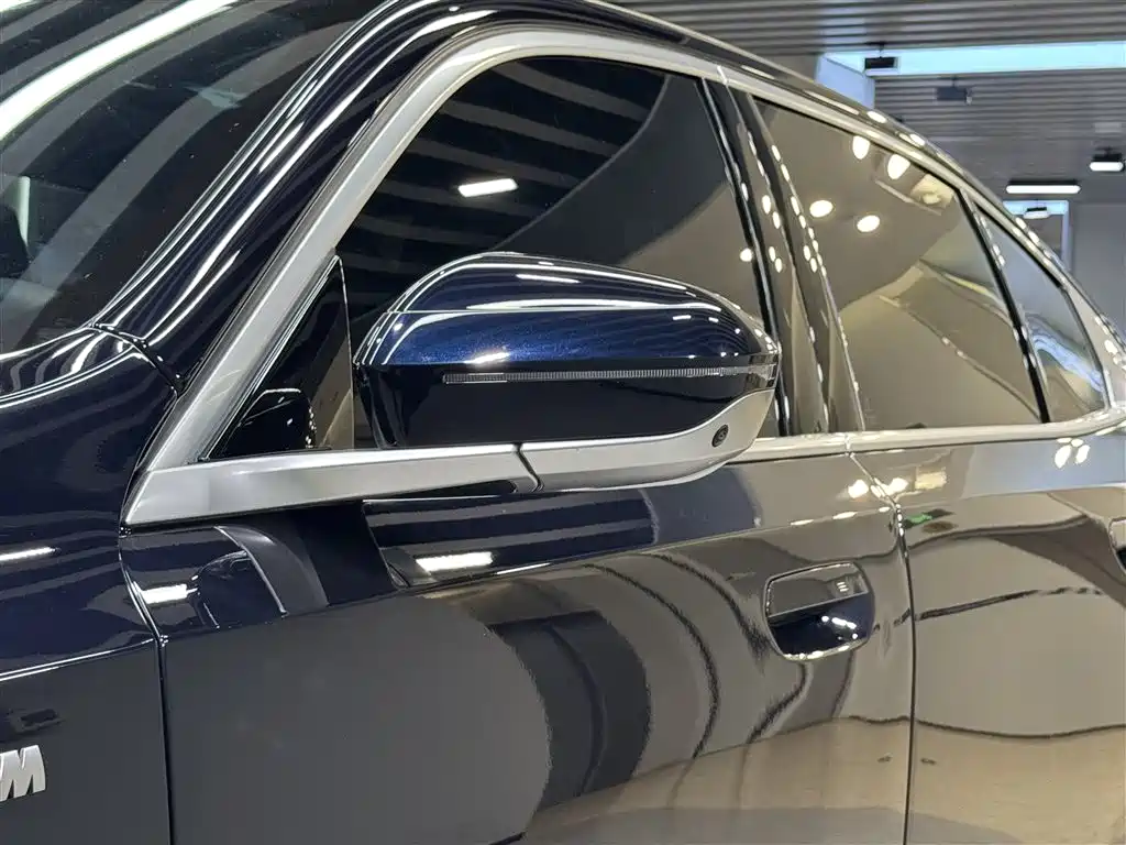 BMW BMW 5 Series 2025 530Li Exclusive M Sport Package 2025 - thumbnail 28