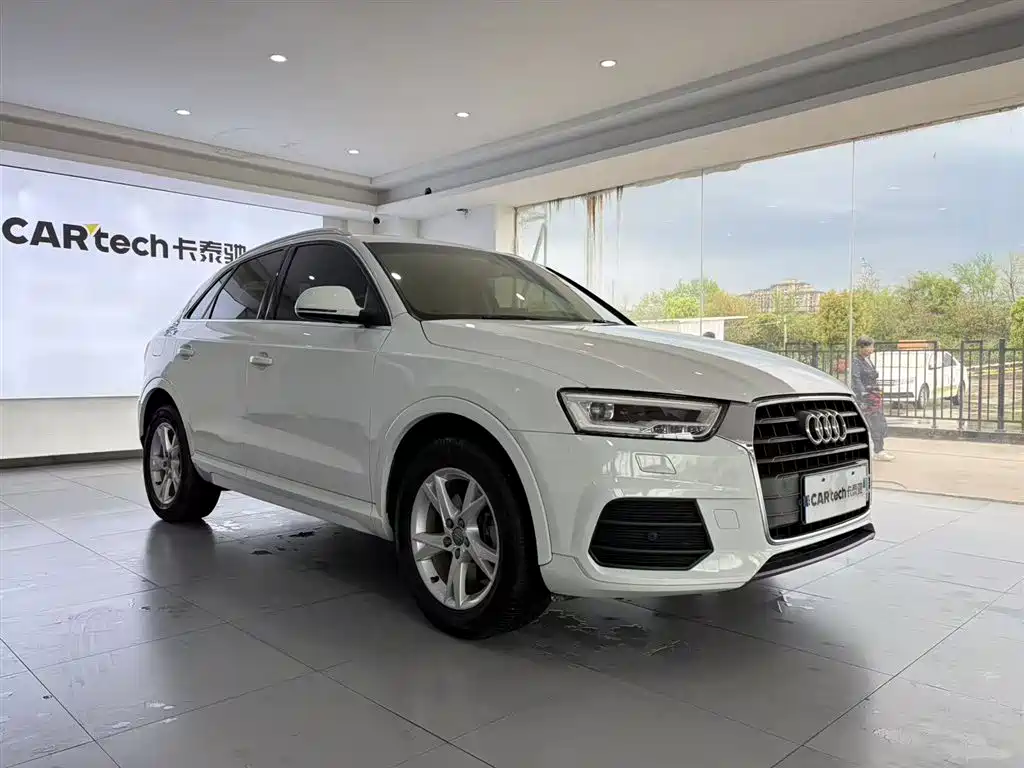 Audi Audi Q3 2018 30th Anniversary Edition 30 TFSI Fashion 2019 - thumbnail 2
