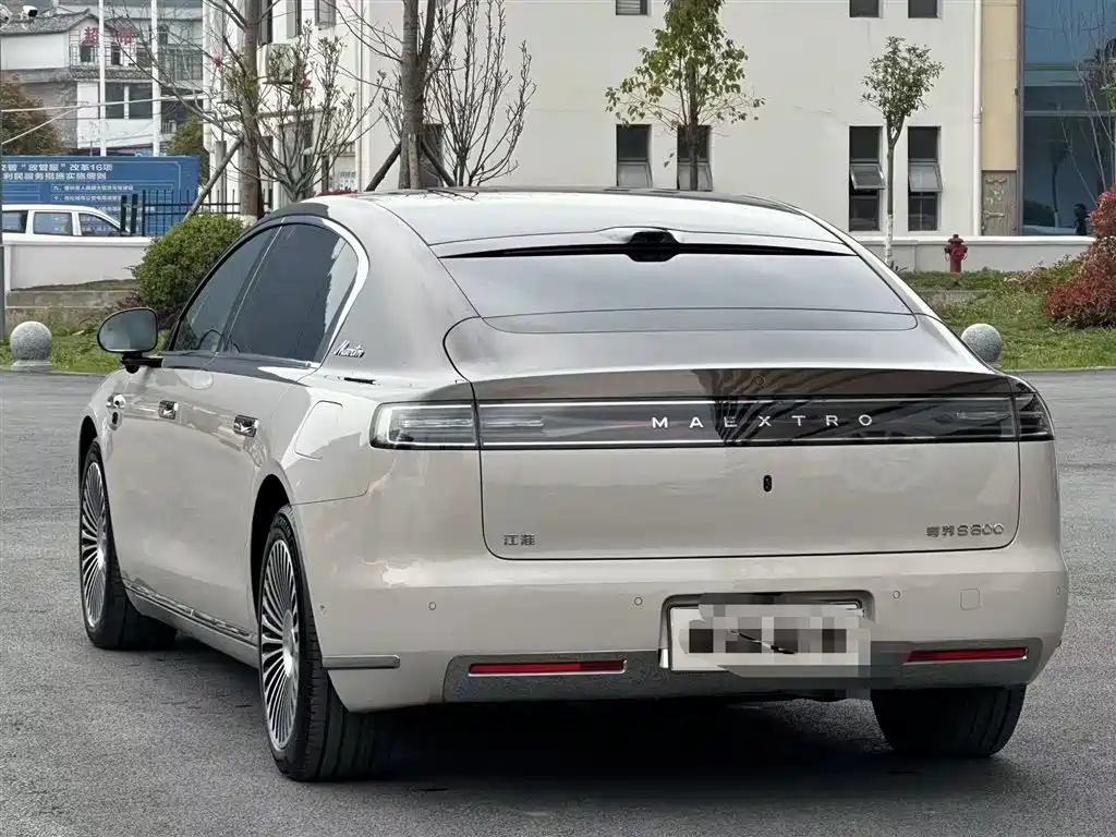 Maextro Maextro S800 2025 EREV Starlight Exclusive Edition 5-Seater (192-Line LiDAR) 2025 - thumbnail 4