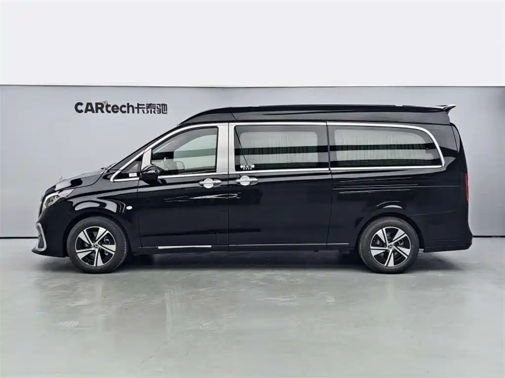 Mercedes-Benz Mercedes-Benz Vito 2023 2.0T Business Edition 7-Seater 2023 - thumbnail 4