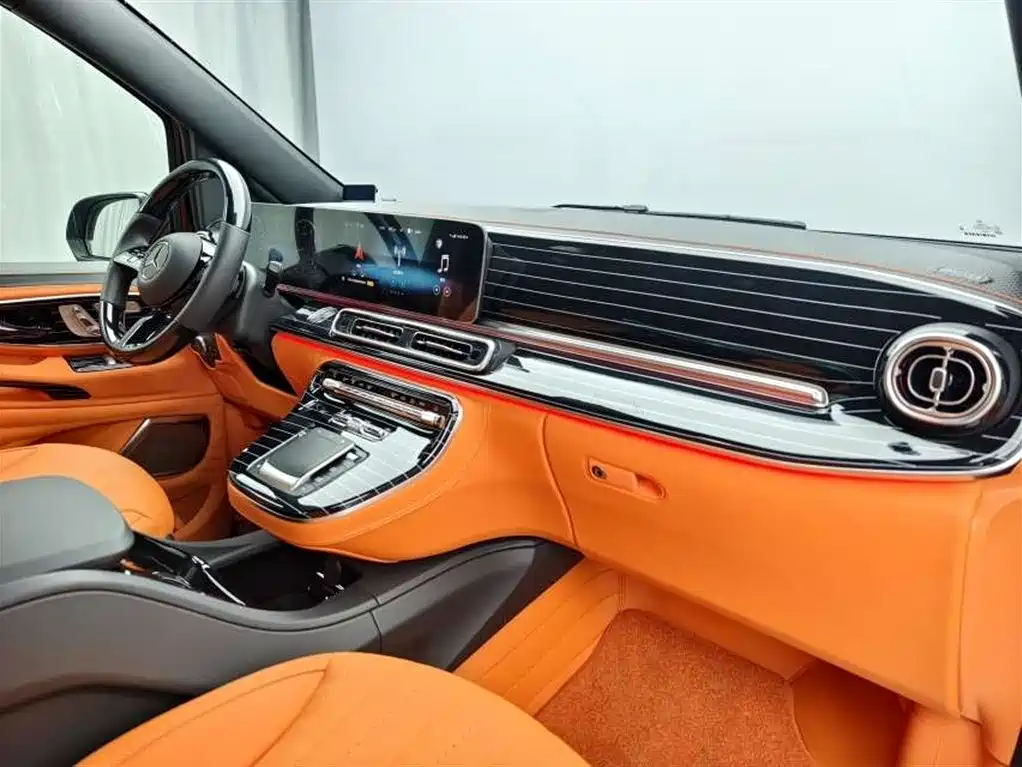Mercedes-Benz Mercedes-Benz Vito 2023 2.0T Business Edition 7-Seater 2023 - thumbnail 7