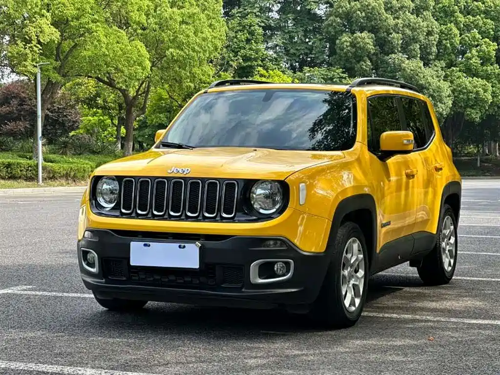 Jeep Jeep Renegade 2018 Interconnected Large Screen Edition 180T Automatic High Energy Edition 2019