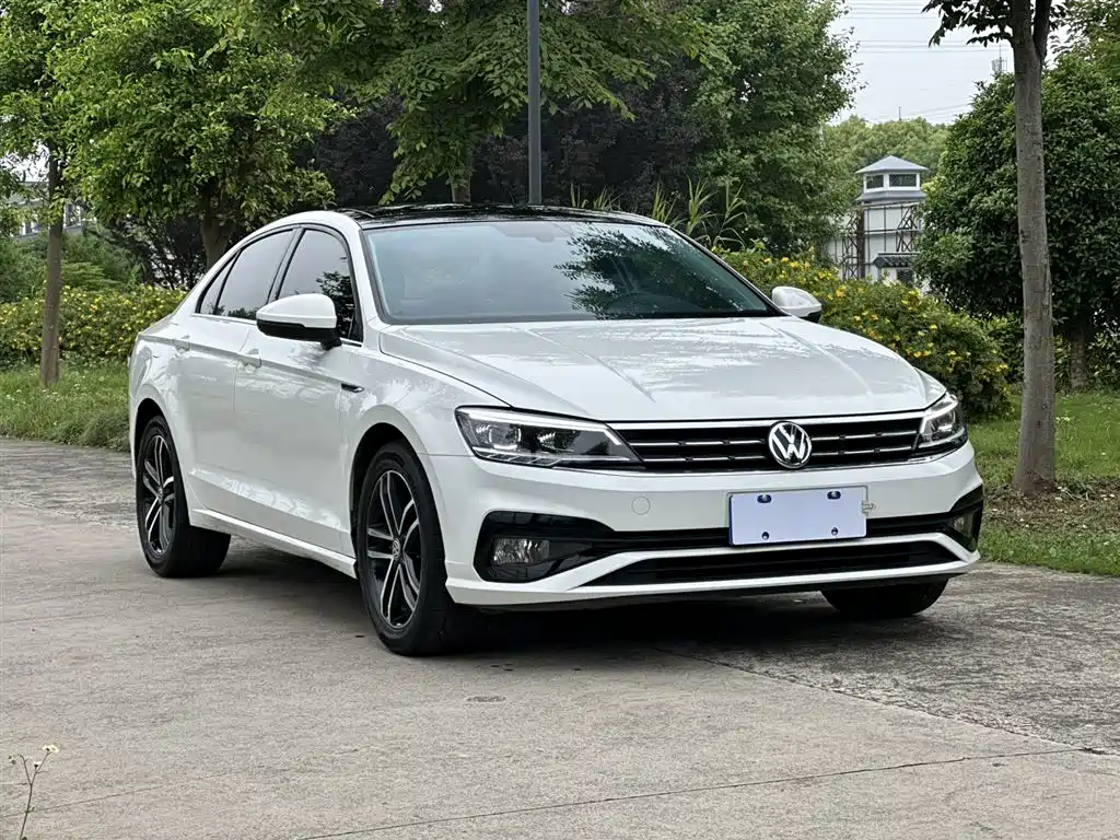 Volkswagen Volkswagen Lamando 2021 Facelift 280TSI DSG Comfort Edition 2022 - thumbnail 2