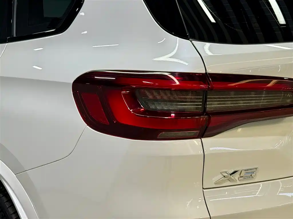 BMW BMW X5 2022 Facelift xDrive40Li M Sport Package 2023 - thumbnail 10