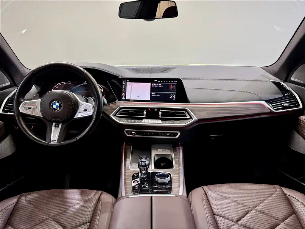 BMW BMW X5 2022 Facelift xDrive40Li M Sport Package 2023 - thumbnail 14