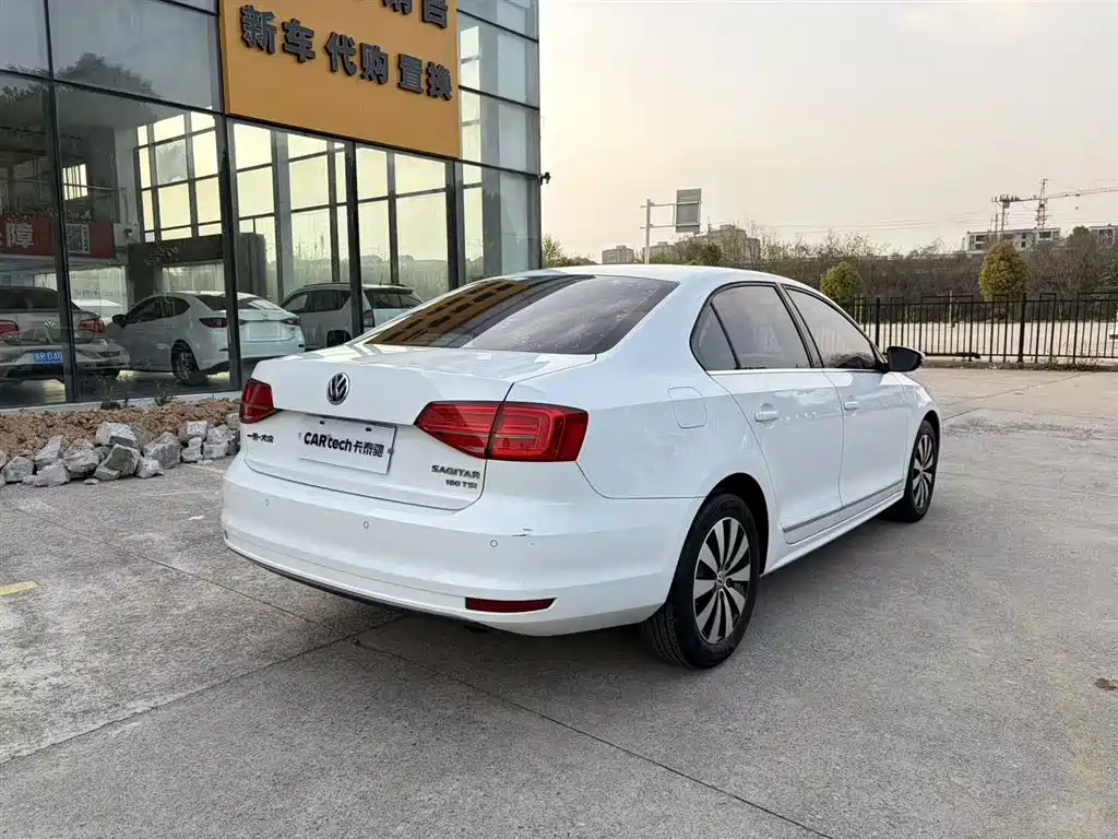 Volkswagen Volkswagen Sagitar 2018 180TSI DSG Zhenxiang Edition 2017 - thumbnail 4