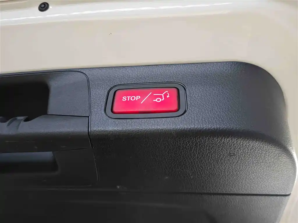 Mercedes-Benz Mercedes-Benz GLB 200 Fashion Edition 2022 Facelift 2022 - thumbnail 20
