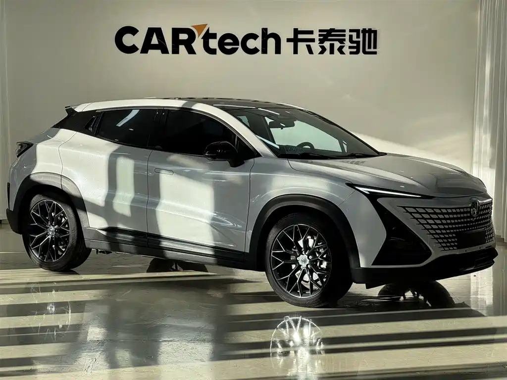 Changan Changan UNI-T 2022 2.0T Pilot Edition 2022 - thumbnail 2
