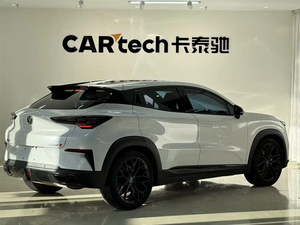 Changan Changan UNI-T 2022 2.0T Pilot Edition 2022 - thumbnail 4