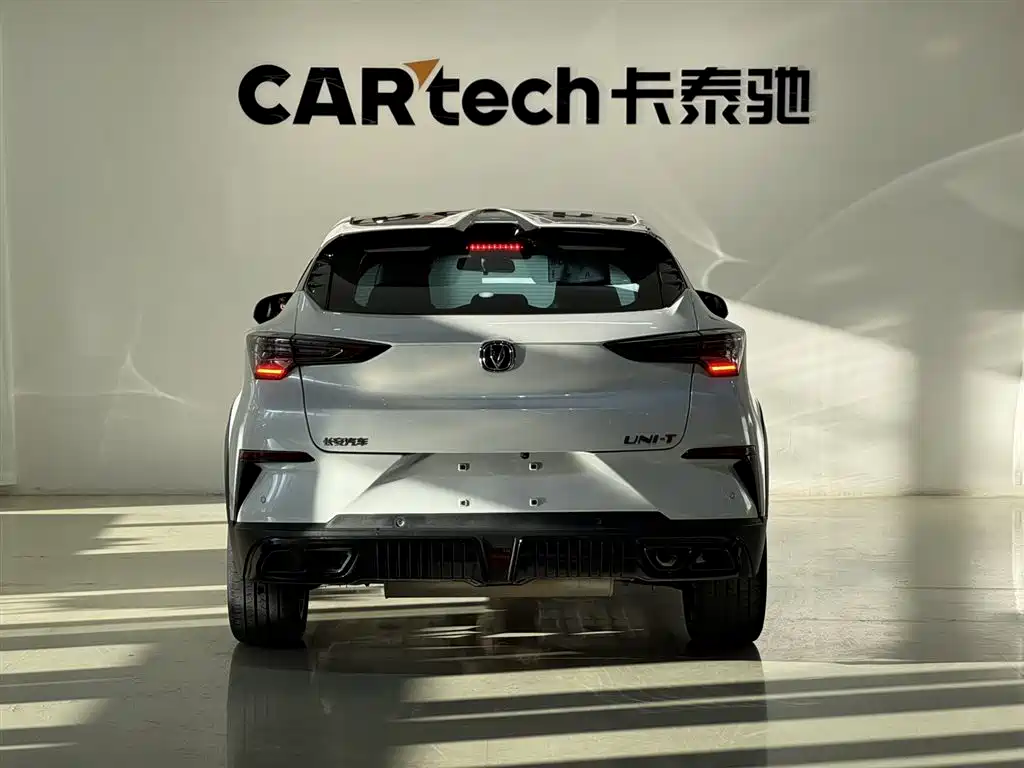 Changan Changan UNI-T 2022 2.0T Pilot Edition 2022 - thumbnail 5