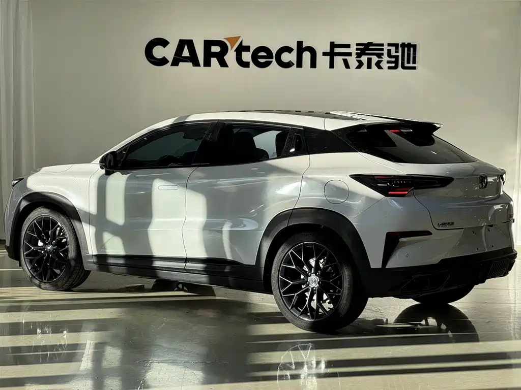 Changan Changan UNI-T 2022 2.0T Pilot Edition 2022 - thumbnail 6
