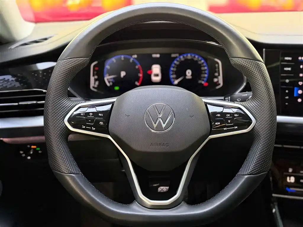 Volkswagen Passat 2024 380TSI Longyao Edition 2024 - thumbnail 10