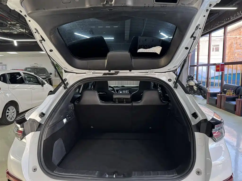 Changan Changan UNI-T 2022 2.0T Pilot Edition 2022 - thumbnail 10