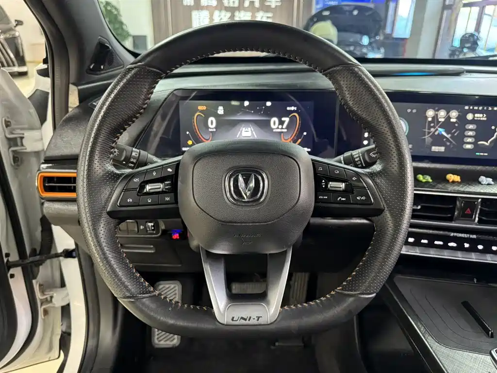 Changan Changan UNI-T 2022 2.0T Pilot Edition 2022 - thumbnail 16