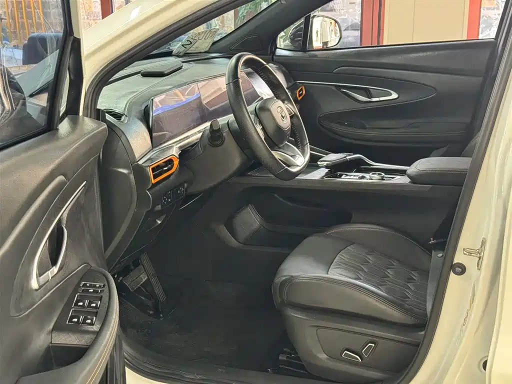 Changan Changan UNI-T 2022 2.0T Pilot Edition 2022 - thumbnail 18