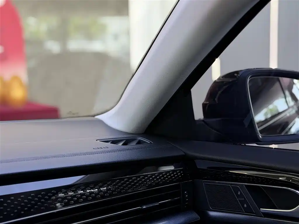 Volkswagen Passat 2024 380TSI Longyao Edition 2024 - thumbnail 23