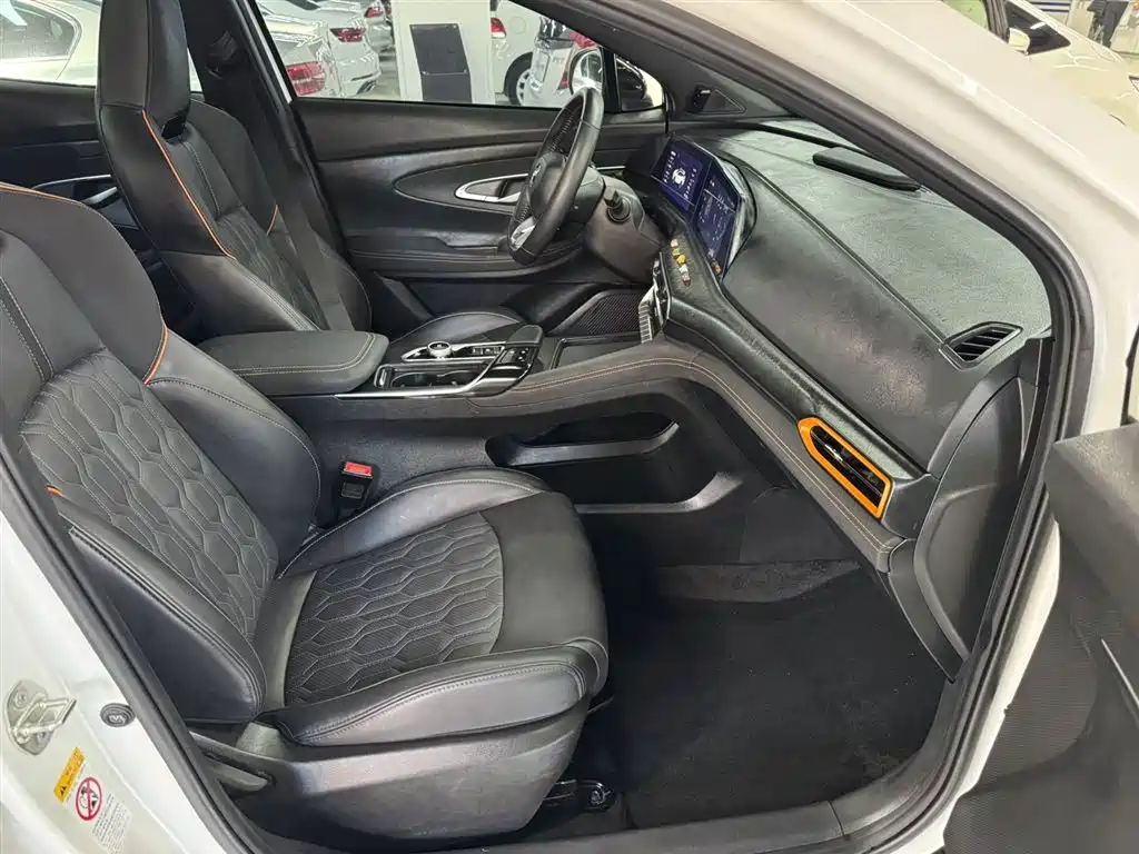 Changan Changan UNI-T 2022 2.0T Pilot Edition 2022 - thumbnail 24