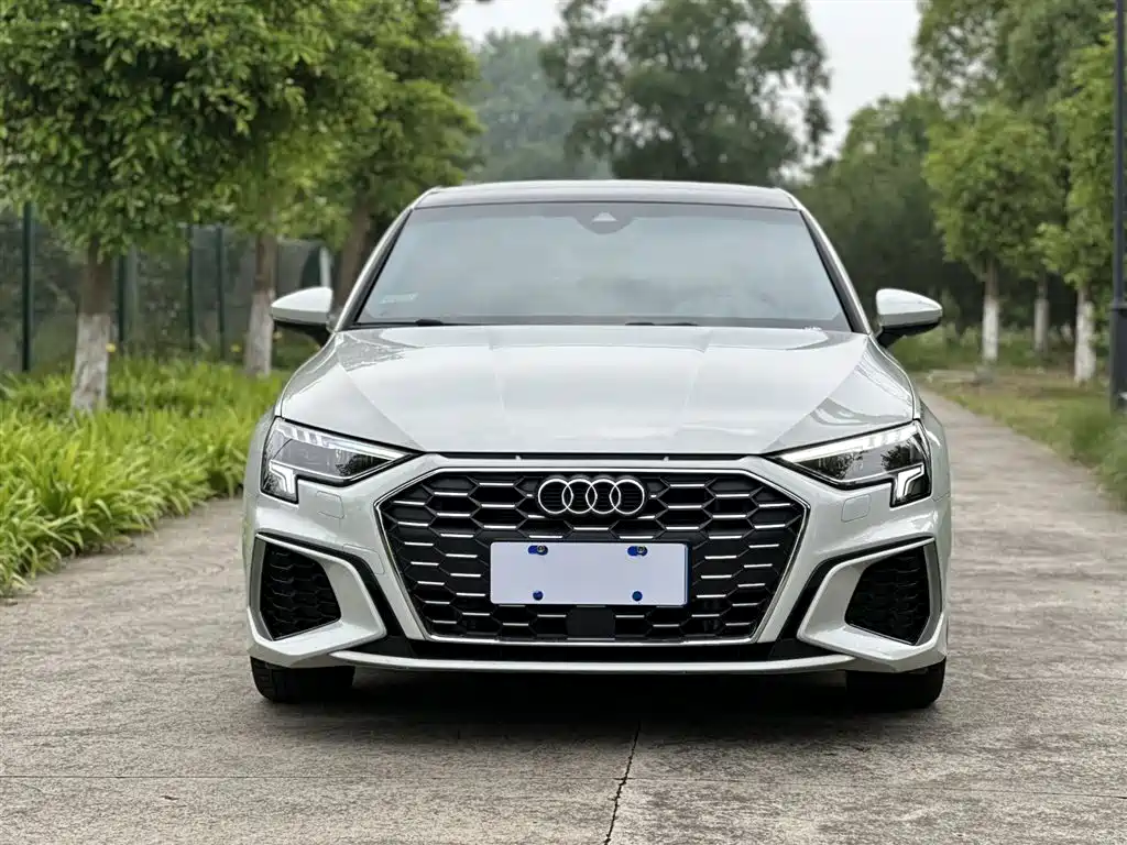 Audi Audi A3 2024 Sportback 35 TFSI Fashion Sport 2024 - thumbnail 3