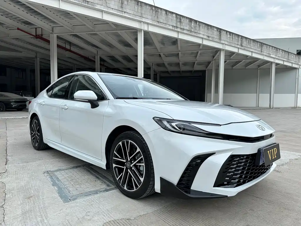 Toyota Camry 2026 Hybrid 2.0 HSE Guanghui Edition 2026 - thumbnail 3