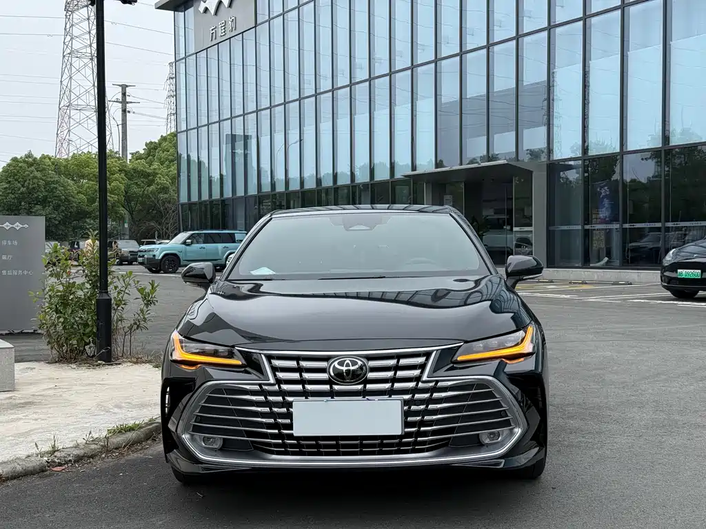 Toyota Toyota Avalon 2024 Hybrid 2.0L Premium 2025 - thumbnail 2