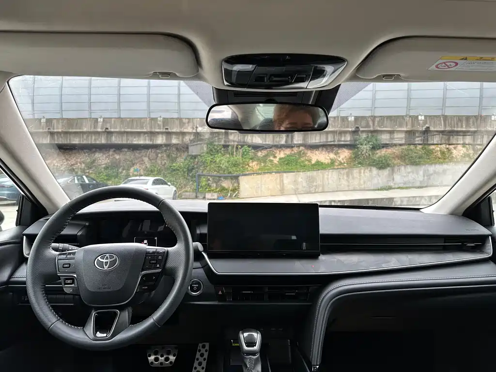 Toyota Camry 2026 Hybrid 2.0 HSE Guanghui Edition 2026 - thumbnail 6