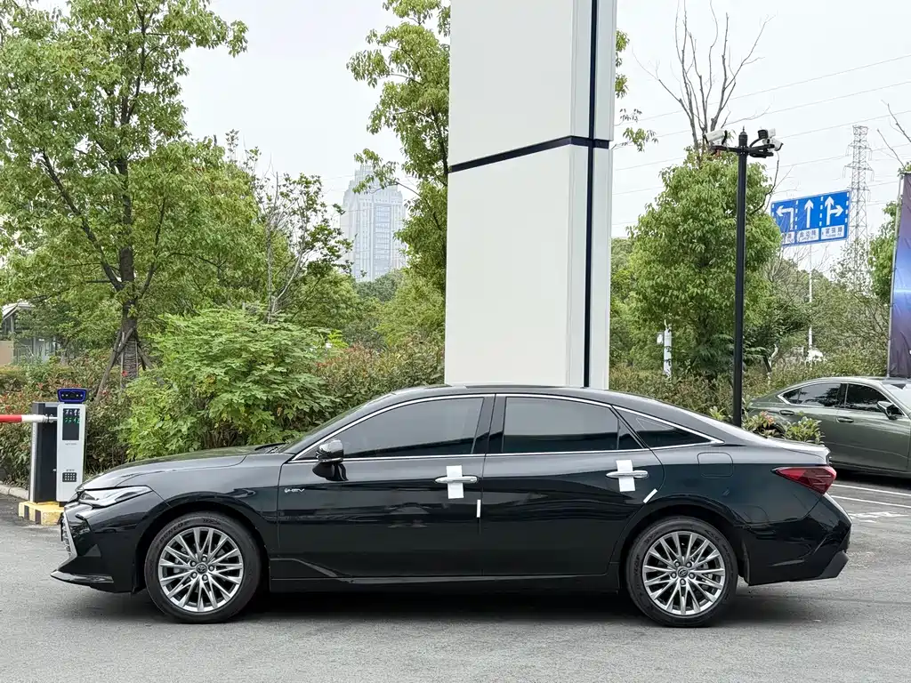 Toyota Toyota Avalon 2024 Hybrid 2.0L Premium 2025 - thumbnail 4