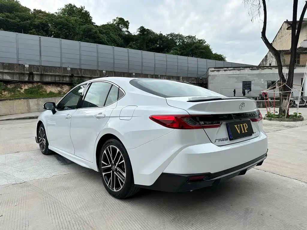 Toyota Camry 2026 Hybrid 2.0 HSE Guanghui Edition 2026 - thumbnail 7