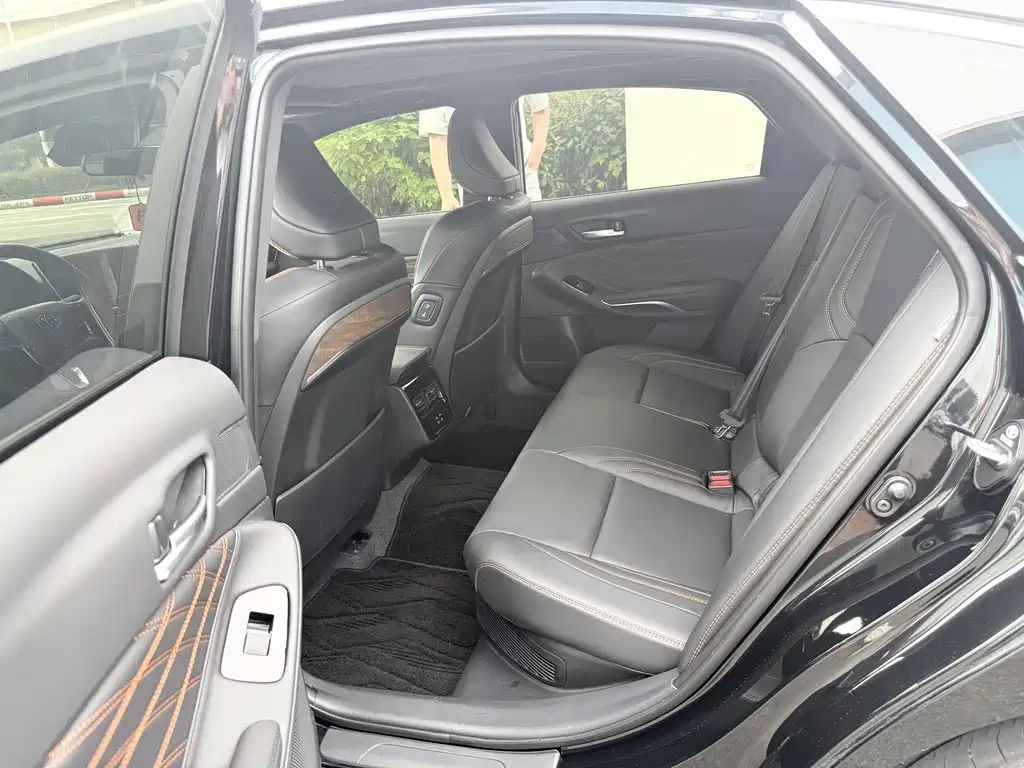 Toyota Toyota Avalon 2024 Hybrid 2.0L Premium 2025 - thumbnail 6