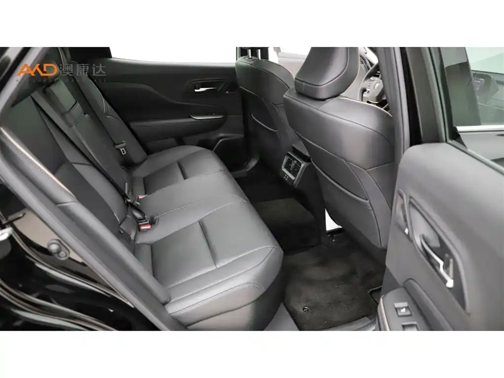 Toyota Crown SportCross 2.5 HEV FWD Premium Edition 2023 2024 - thumbnail 8