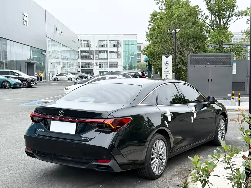 Toyota Toyota Avalon 2024 Hybrid 2.0L Premium 2025 - thumbnail 13