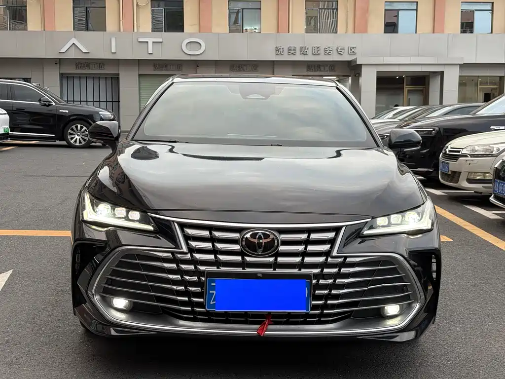 Toyota Toyota Avalon 2026 Hybrid 2.0L Luxury Edition 2026 - thumbnail 2