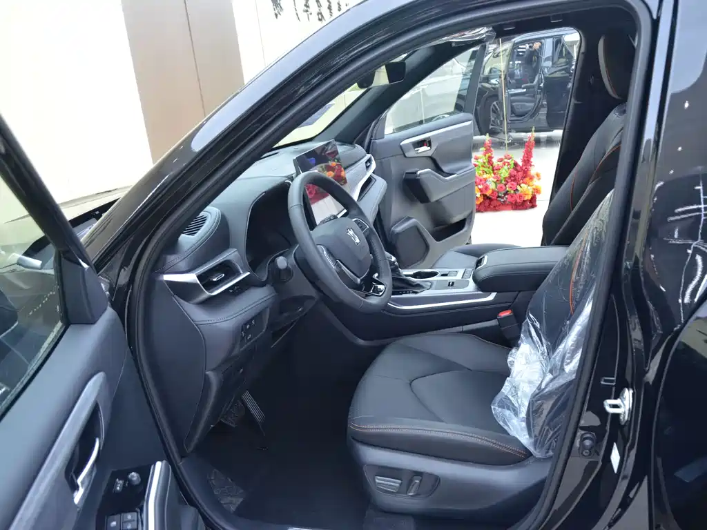 Toyota Crown Kluger 2.5L HEV AWD 2026 - thumbnail 4