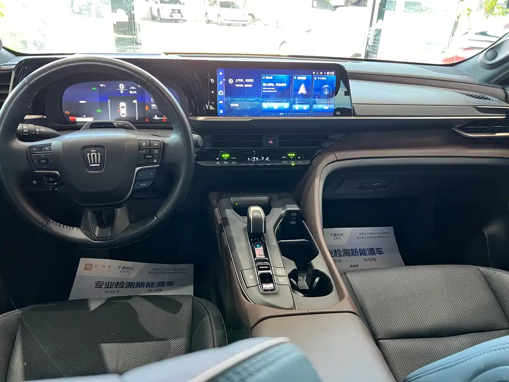 Toyota Crown SportCross 2.5L HEV FWD 2025 - thumbnail 10