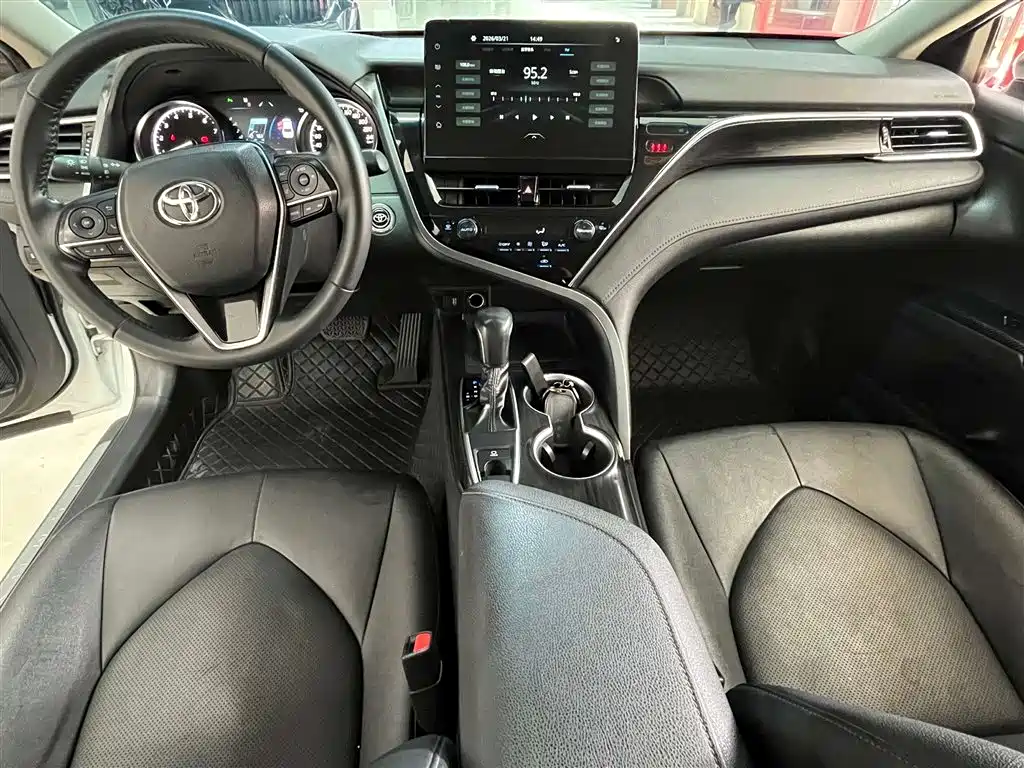 Toyota Camry 2021 2.0G Luxury Edition 2021 - thumbnail 13