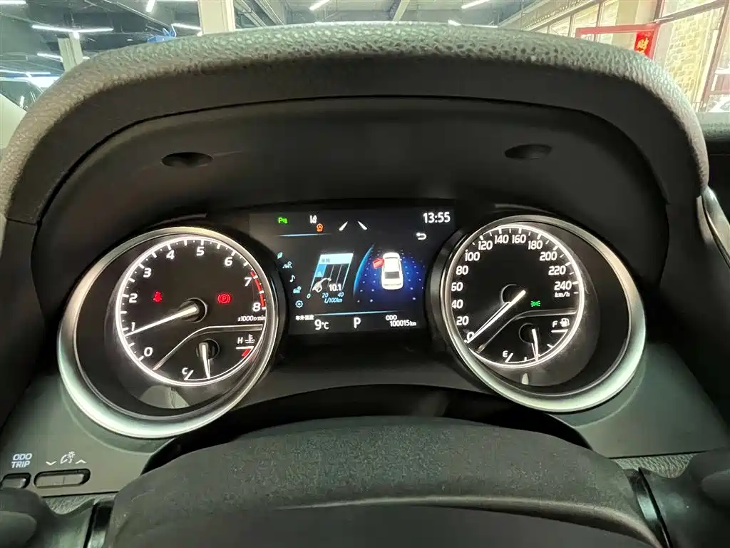 Toyota Camry 2021 2.0G Luxury Edition 2021 - thumbnail 14