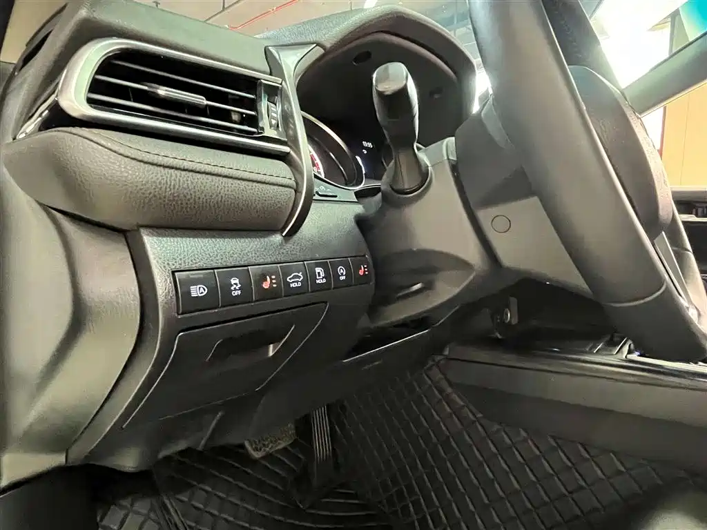 Toyota Camry 2021 2.0G Luxury Edition 2021 - thumbnail 23