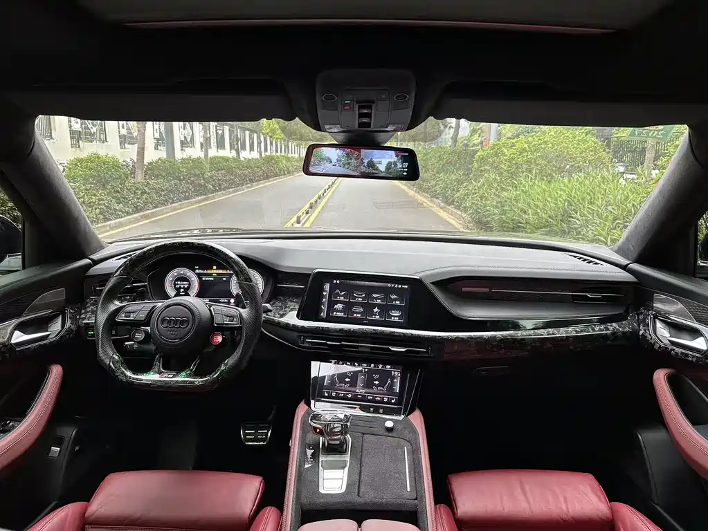 Audi Audi Q6 45 TFSI quattro Black Warrior Edition 6-Seater 2023 - thumbnail 6