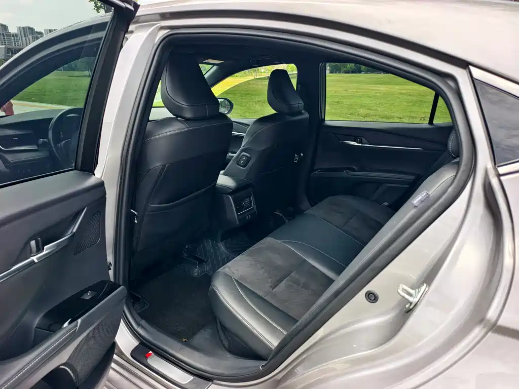 Toyota Camry 2026 Hybrid 2.0HXS Sport Plus 2025 - thumbnail 6
