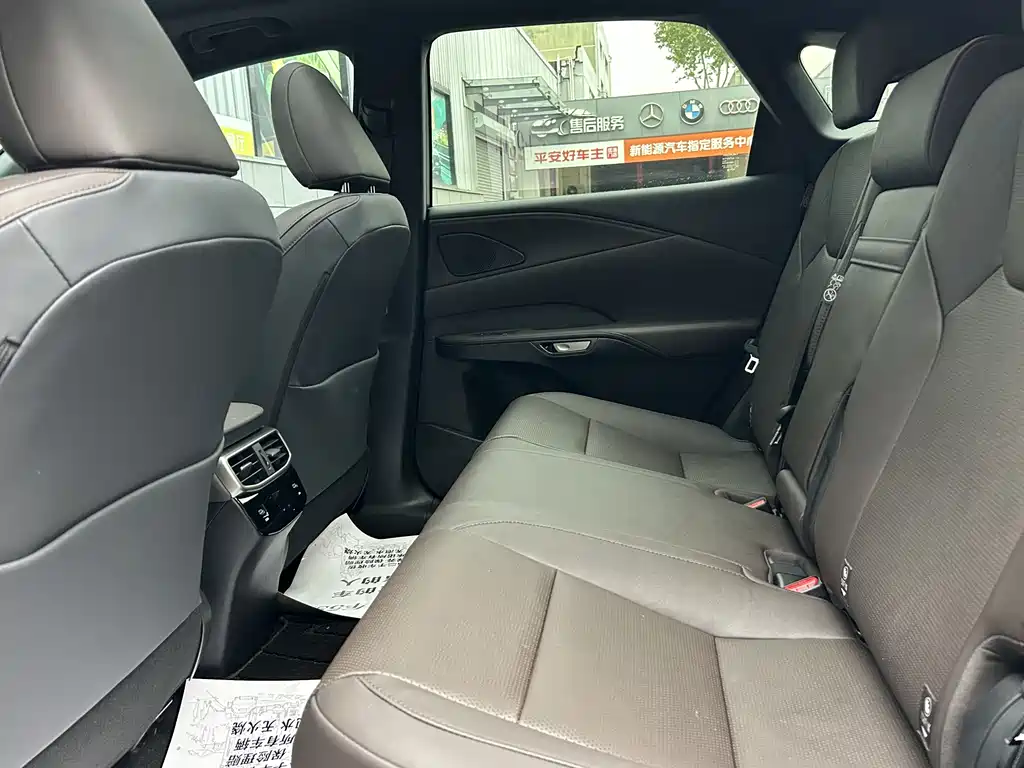 Lexus Lexus RX 2023 350h AWD Chunxiang Edition 2023 - thumbnail 13
