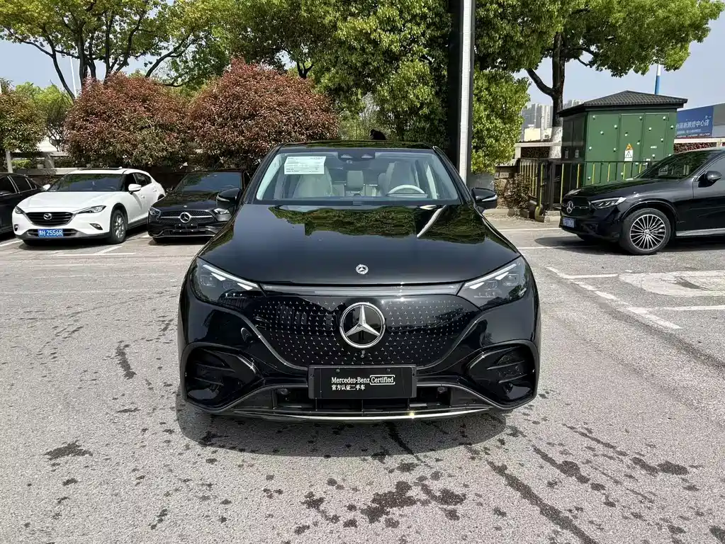 Mercedes-Benz Mercedes-Benz EQE SUV 500 4MATIC Special Edition 2026 - thumbnail 2
