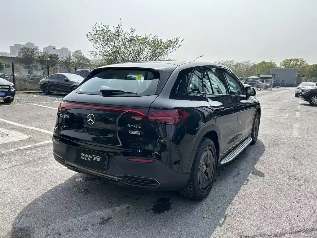 Mercedes-Benz Mercedes-Benz EQE SUV 500 4MATIC Special Edition 2026 - thumbnail 8