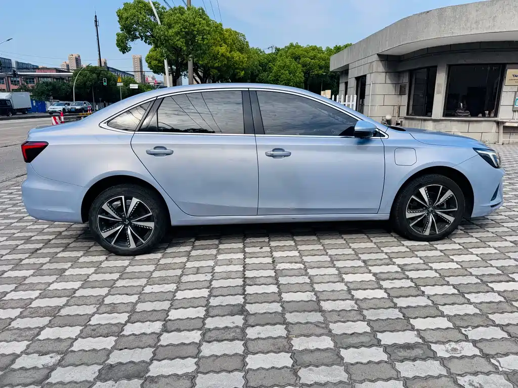 Roewe Rising ER6 2021 New Motion Edition 620km Smart Driving Edition 2021 - thumbnail 4