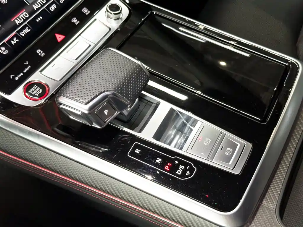 Audi Audi RS Q8 4.0T 2022 - thumbnail 12
