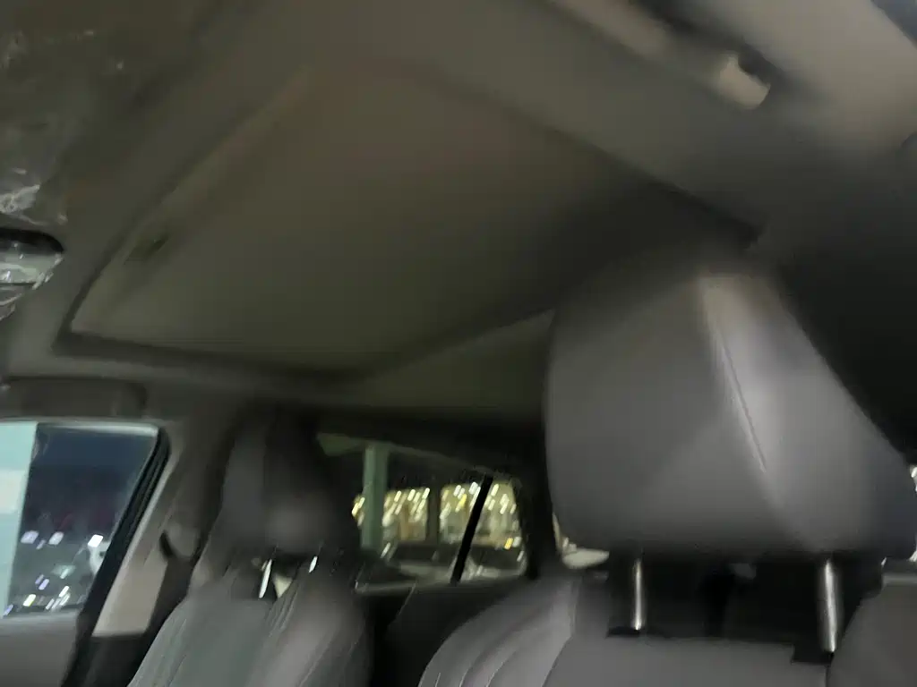 Toyota Toyota Harrier 2023 Hybrid 2.5L CVT 2WD Luxury 2024 - thumbnail 11
