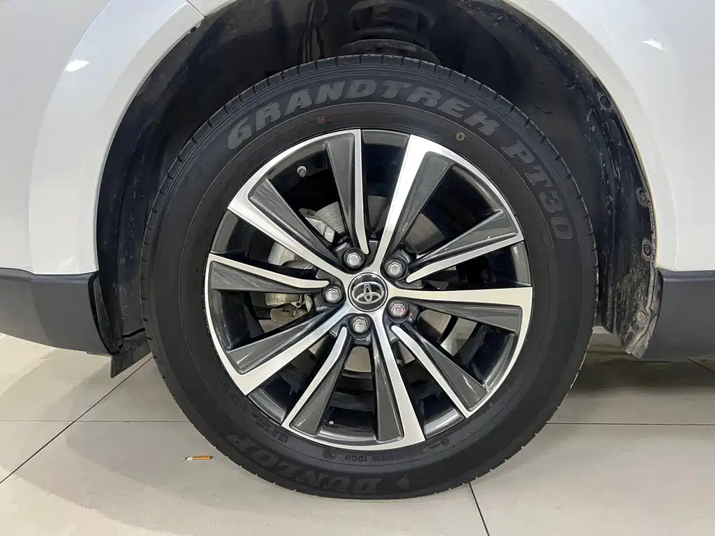 Toyota Toyota Harrier 2023 Hybrid 2.5L CVT 2WD Luxury 2024 - thumbnail 14