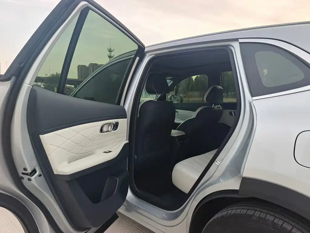 Geely Galaxy Galaxy Starship 7 2025 - thumbnail 9