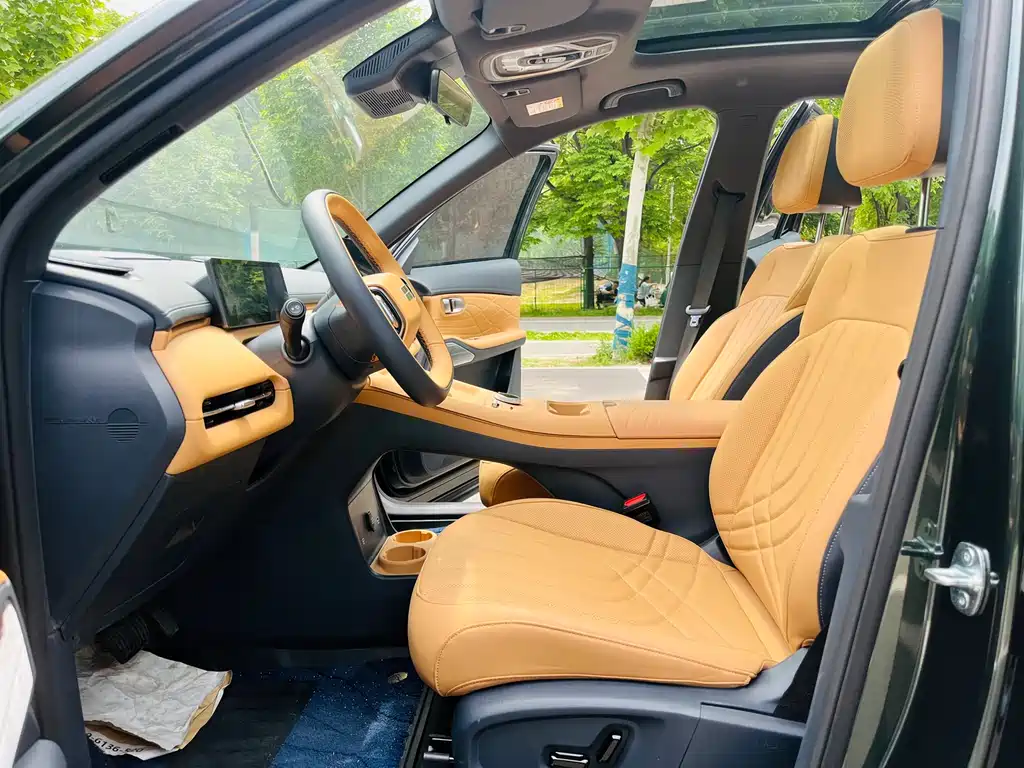 Geely Galaxy Galaxy Starship 7 2025 120km Navigator Edition 2025 - thumbnail 4