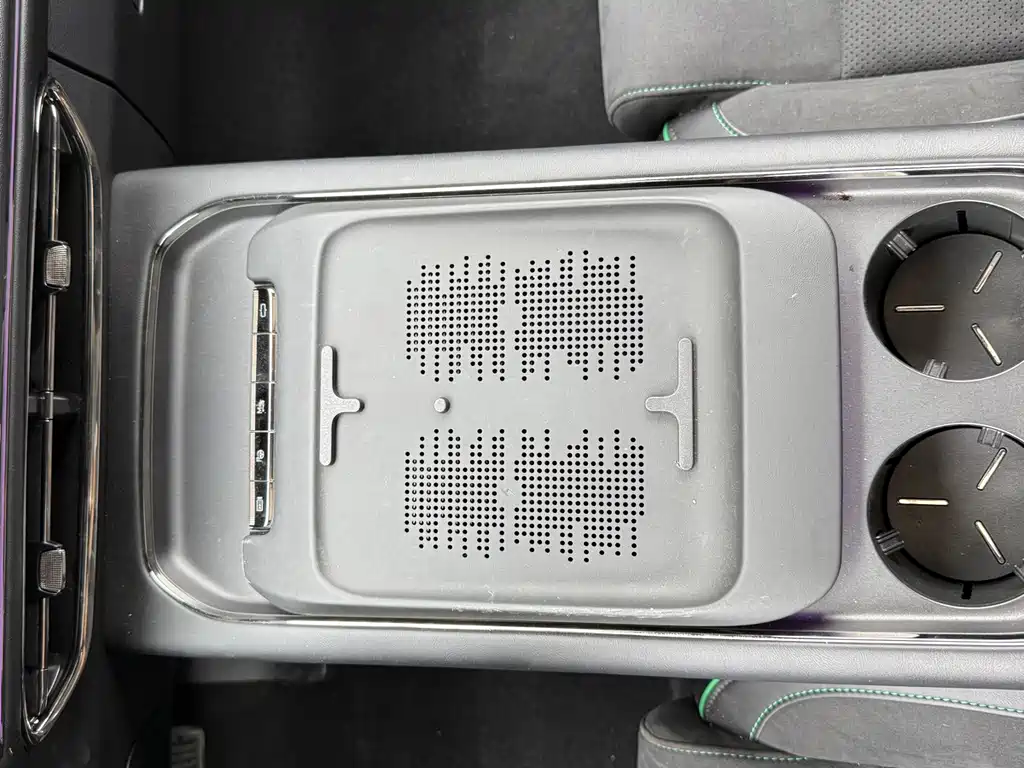 Voyah Voyah FREE 318 RWD 2025 - thumbnail 10