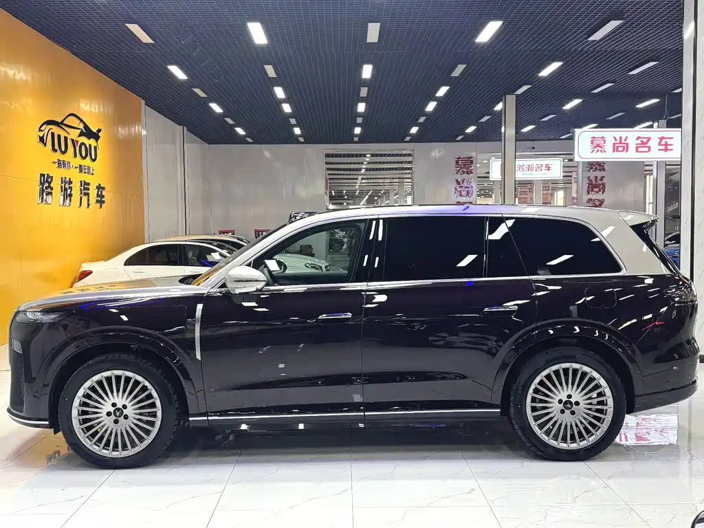 Voyah Auto Voyah Taishan 2026 Max+ 2025 - thumbnail 3